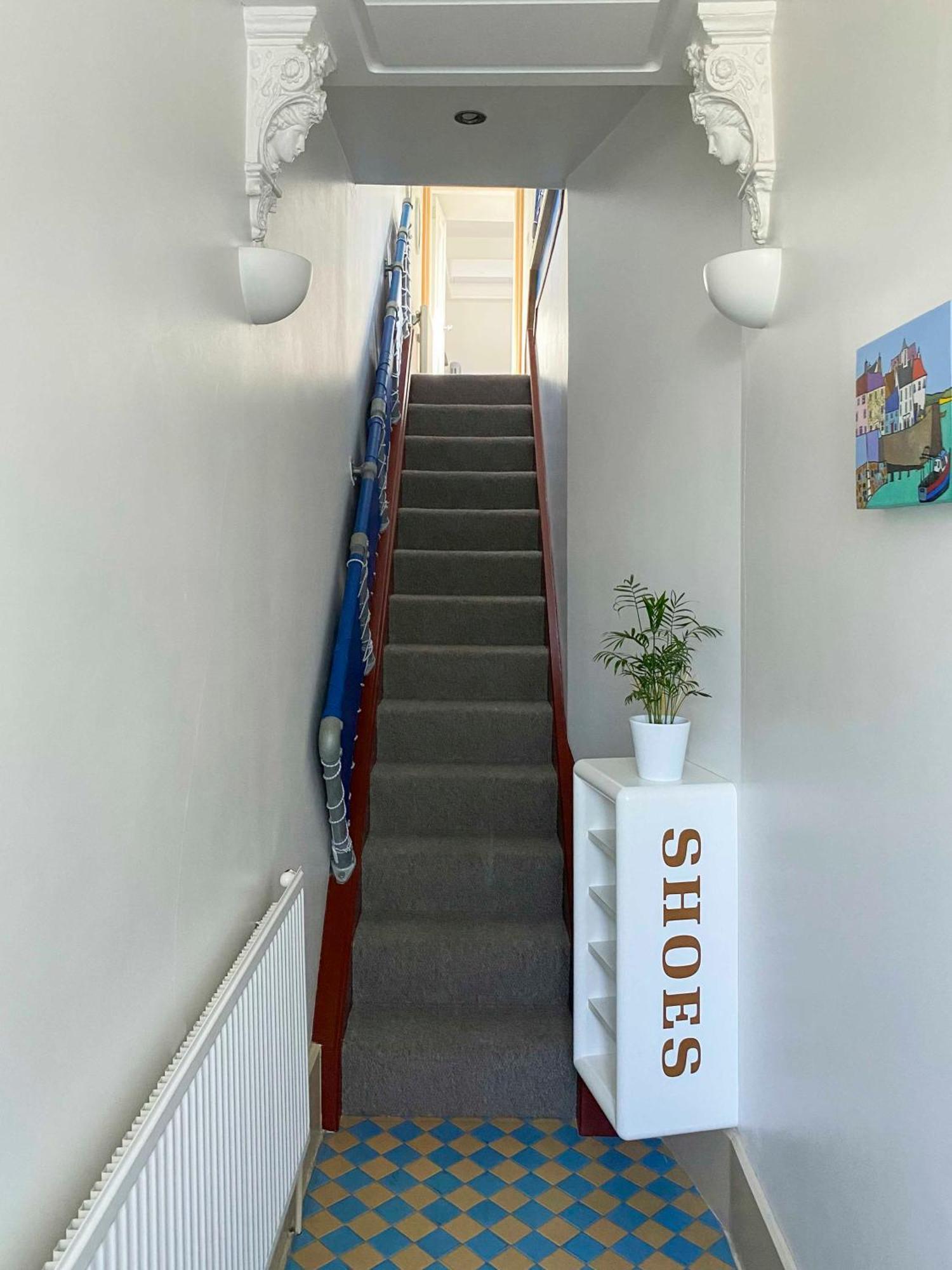 8 Ravenscourt Gardens Daire Londra Dış mekan fotoğraf
